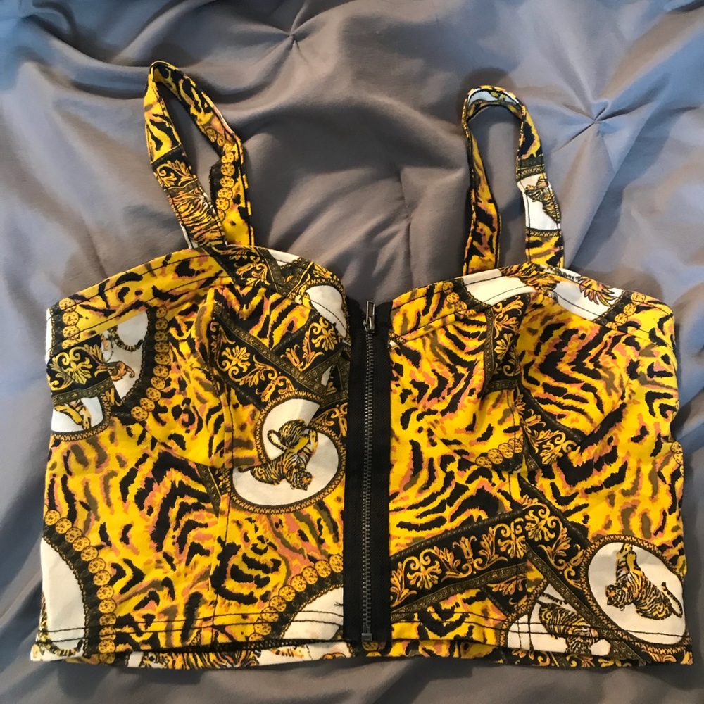 Topshop Versace like print crop top